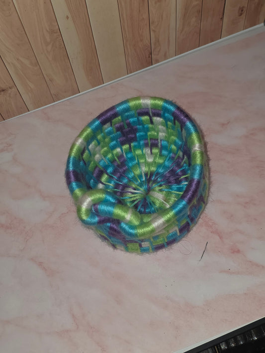 Hexglimmer Vessel - Handmade Yarn Coil Wrapped Basket