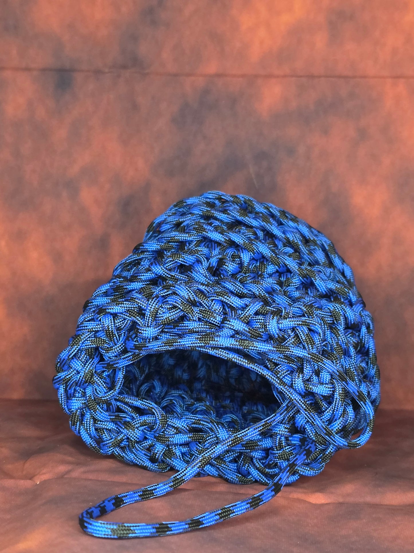 Nightcoil Reliquary Pouch – Handwoven Paracord Drawstring Utility and Dice Bag