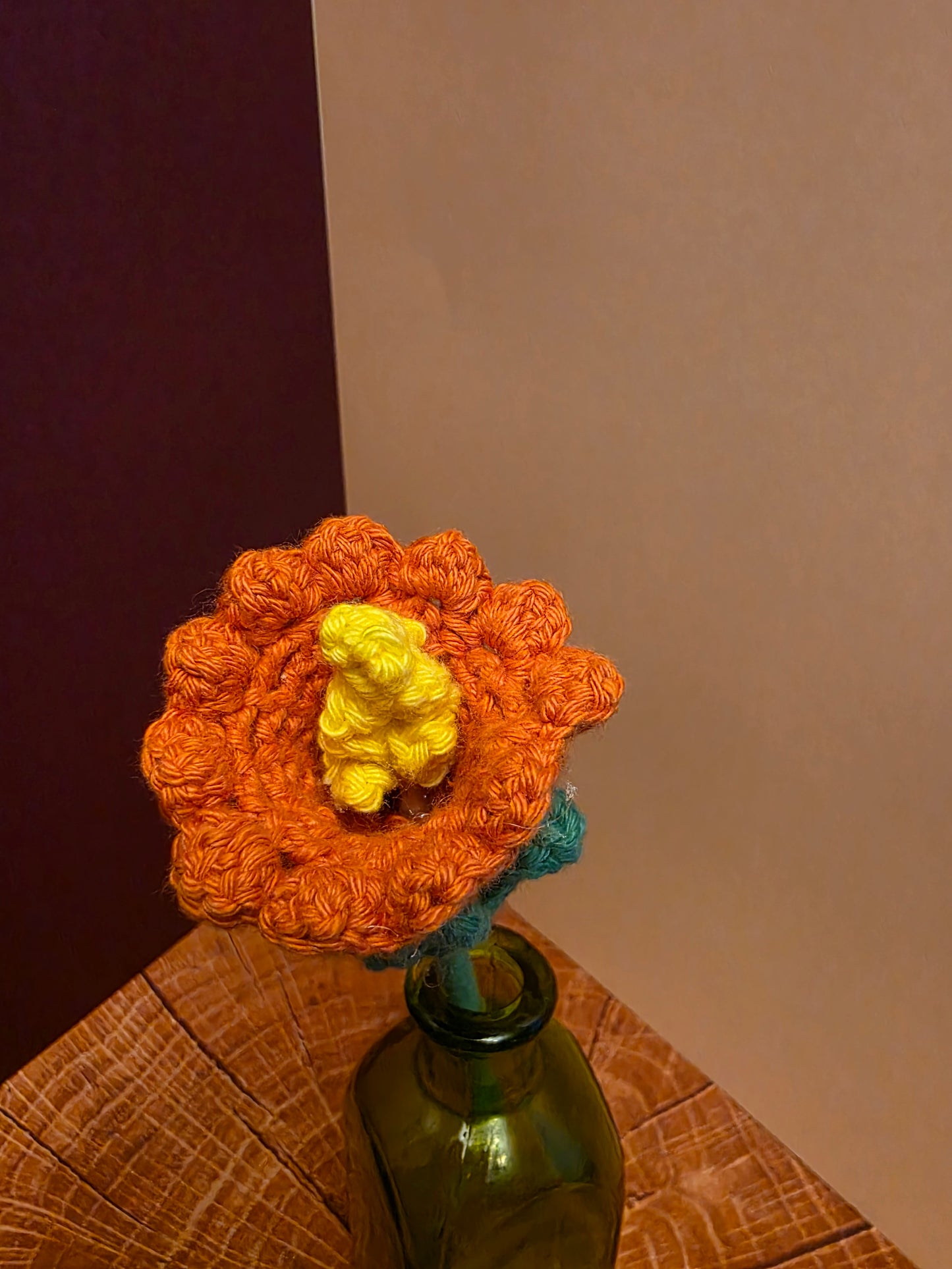 Emberflare Bloom – Handmade Crochet Daffodil Flower Stem
