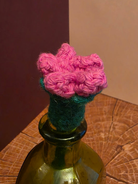 Blushgrave Bloom – Crochet Closed Rosebud Flower Stem