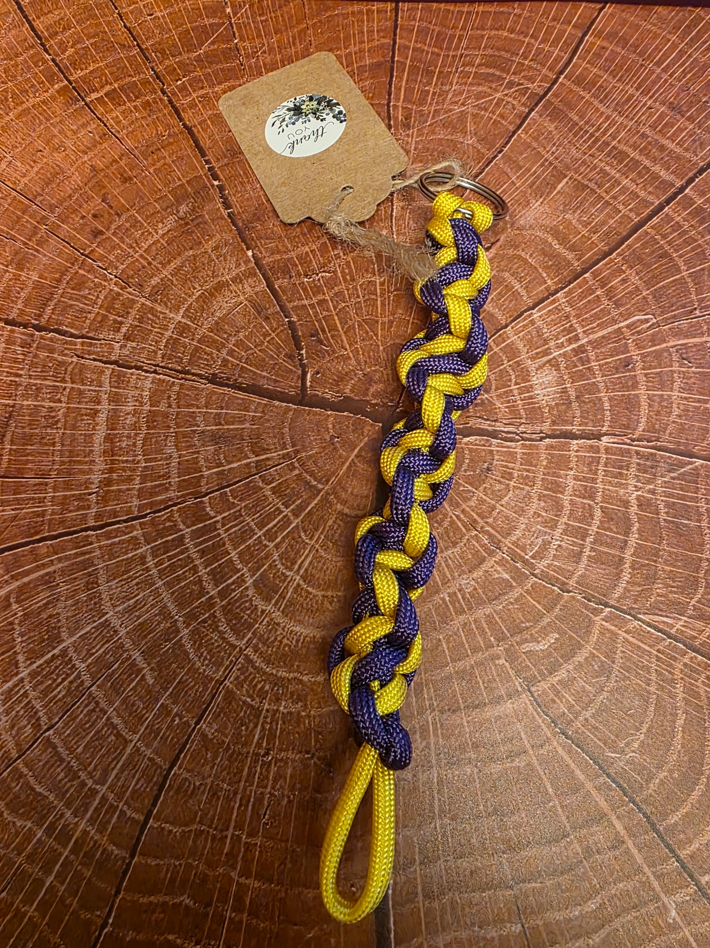 Spiralhelix Trinket - Handmade DNA Spiral Paracord Keychain